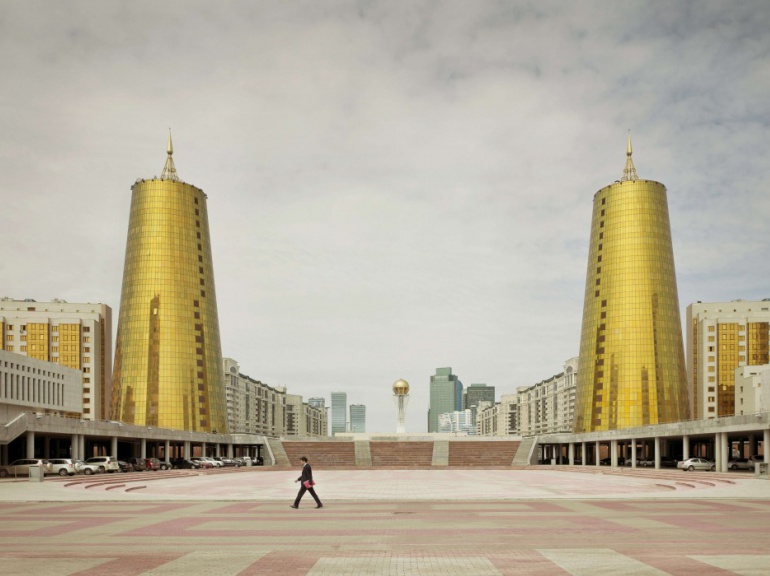 Tours dorées à Astana