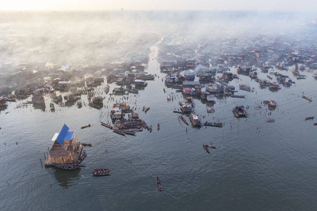 L'Ecole flottante de Makoko - Lagos - par l'architecte Kunlé Adeyemi